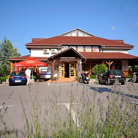 Hotel Plitvicka Vrela Grabovac  Esterno foto