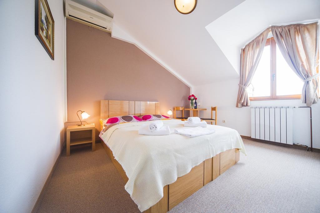 Hotel Plitvicka Vrela Grabovac  Esterno foto